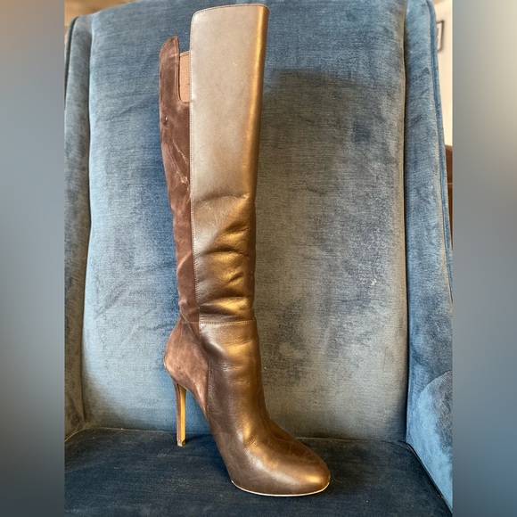Michael Kors boots worn once. - Picture 2 of 3